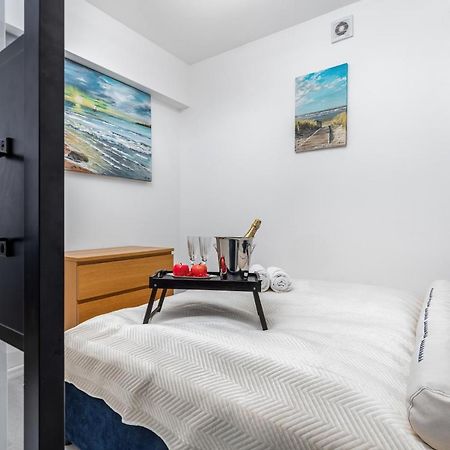 Morski Apartament Arciszewskiego By Noclegi Renters Kołobrzeg Exteriör bild